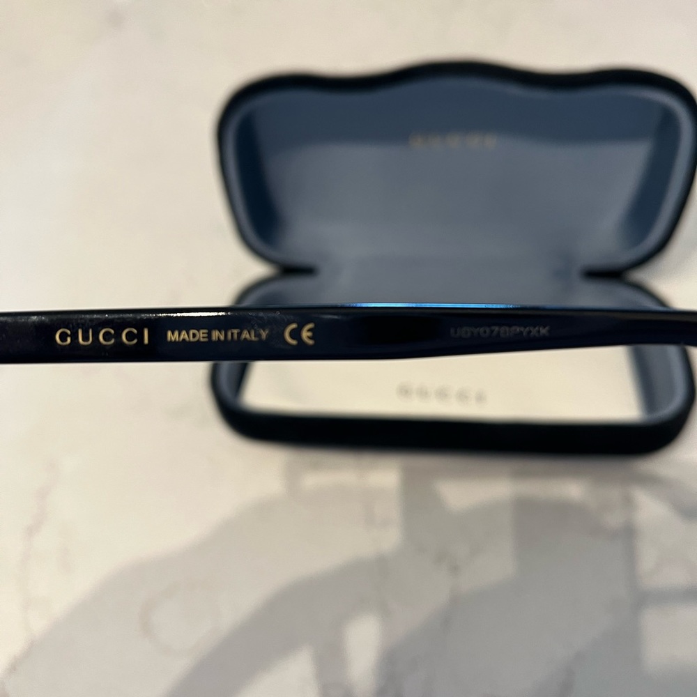 Gucci Eyewear Round Frame Sunglasses Black - Picture 8 of 11